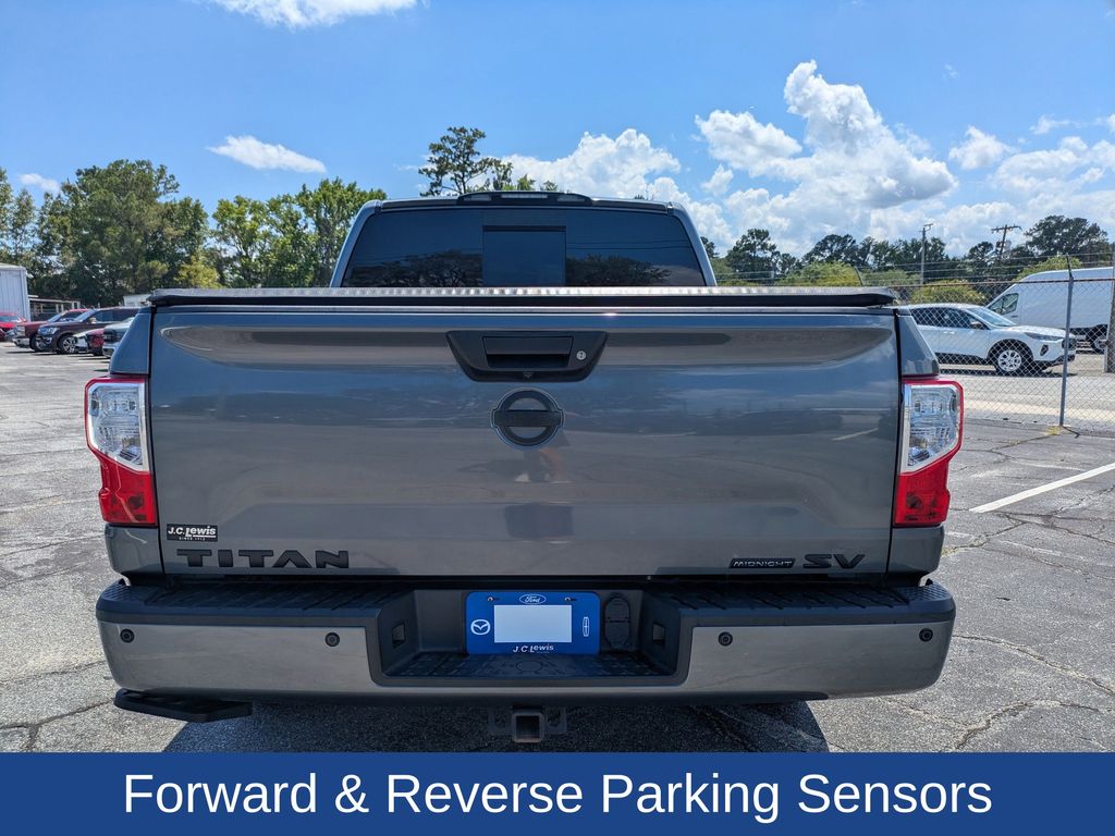 2019 Nissan TITAN SV