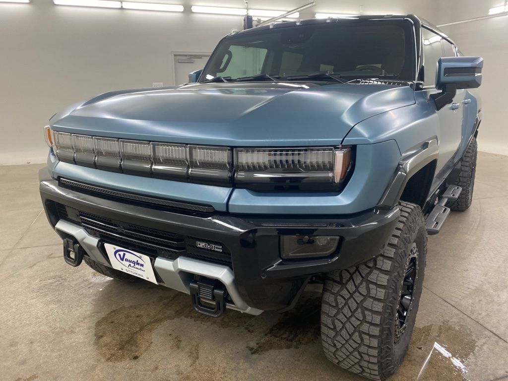 2024 GMC HUMMER EV SUV 3X photo