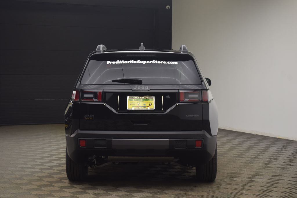 new 2026 Jeep Cherokee car, priced at $42,713