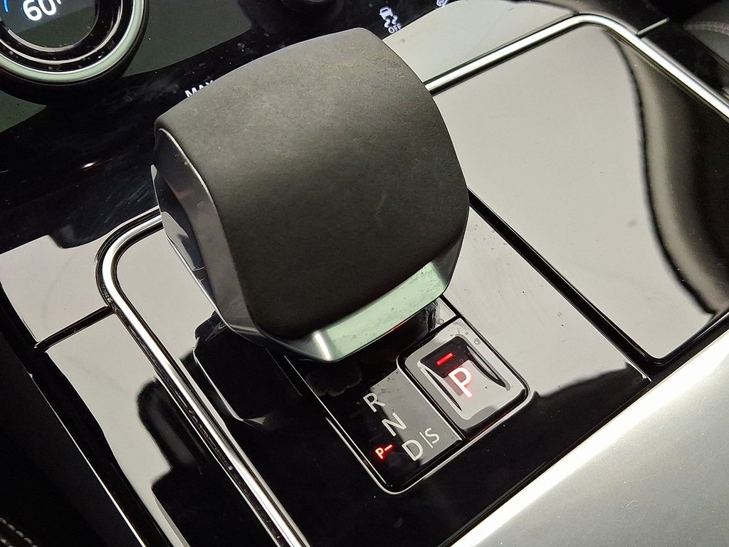 2023 Land Rover Range Rover Velar R-Dynamic S 16