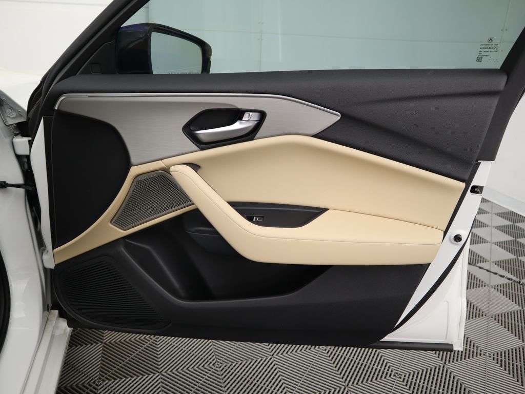 2025 Acura TLX Technology 27