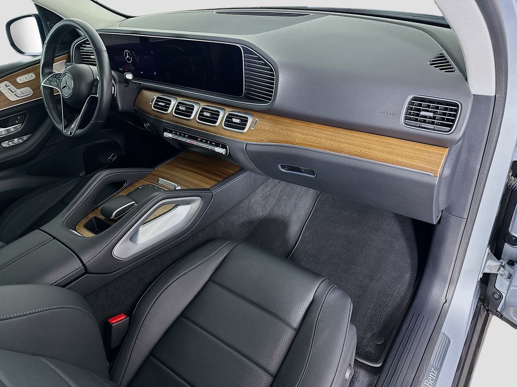 Thumbnail: 2024 Mercedes-Benz GLE - 18