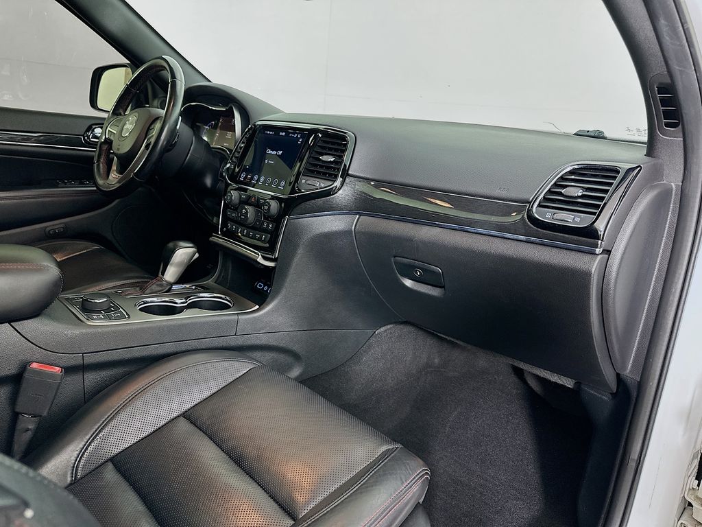 2020 Jeep Grand Cherokee Trailhawk 31