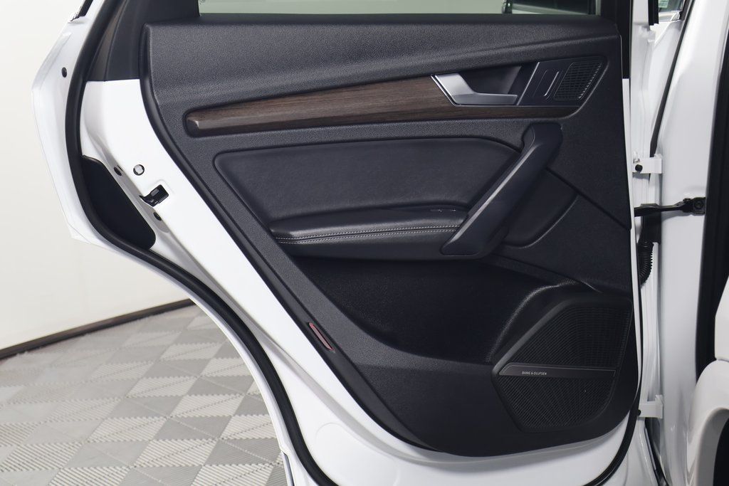 Thumbnail: 2024 Audi Q5 - 13