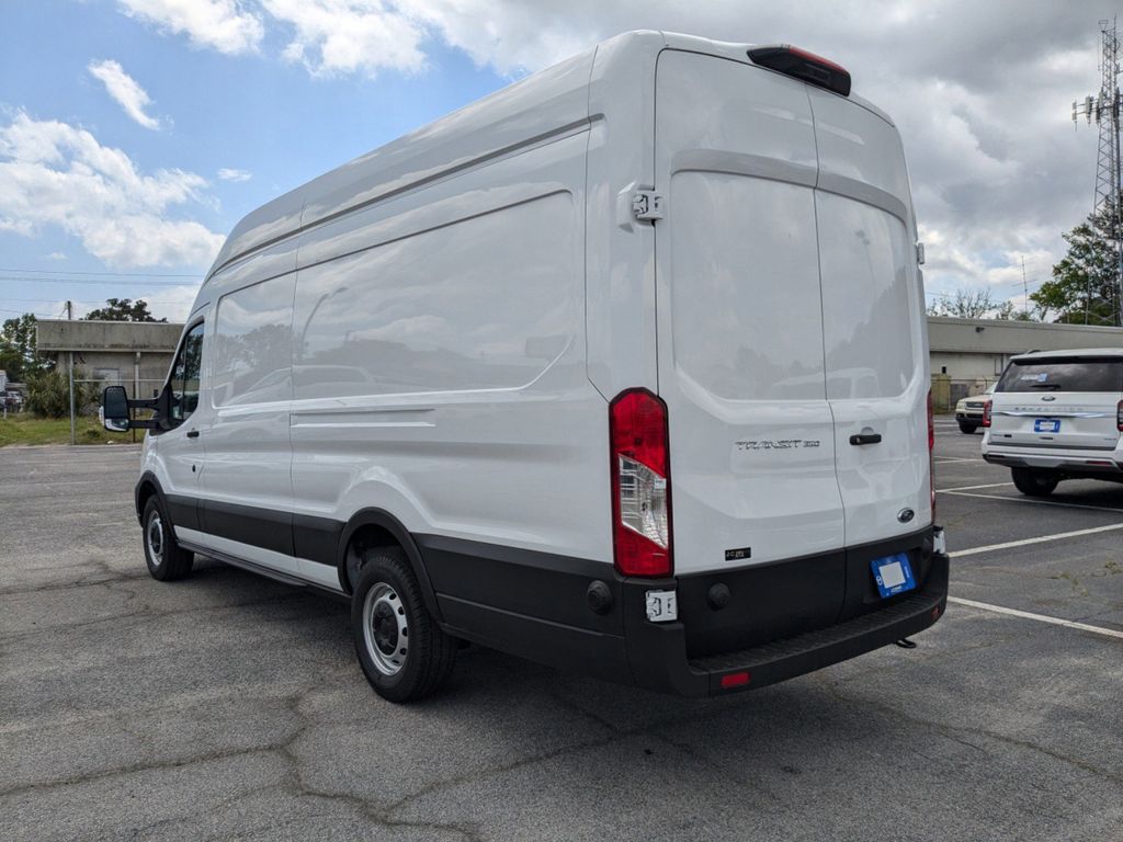 2025 Ford Transit 350