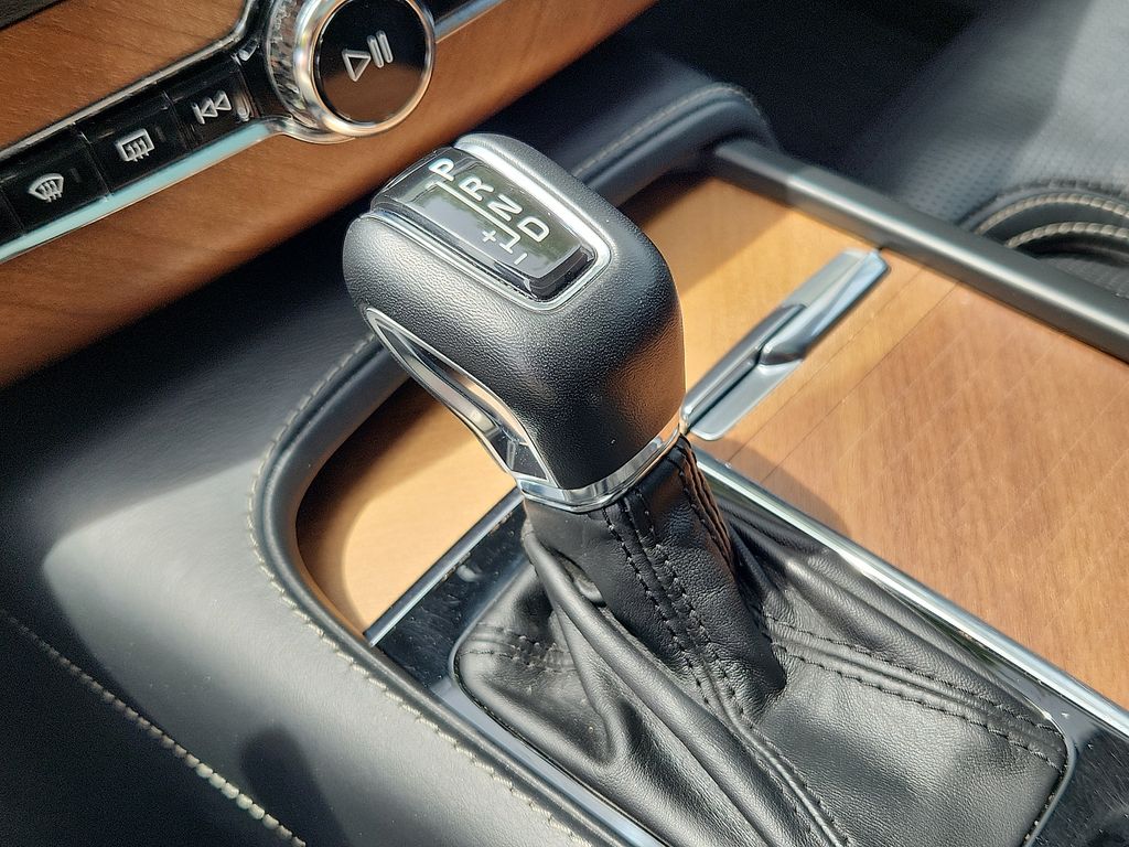 2018 Volvo XC90 T6 Inscription 16