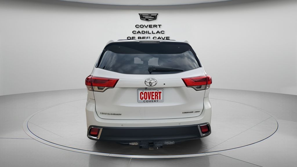 Used Car 2017 Toyota Highlander  Limited For Sale Under $25,000 In Austin, Texas