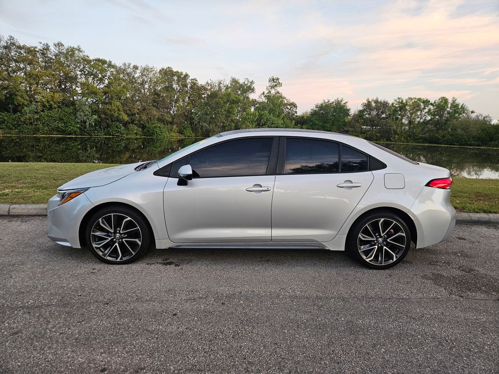 2020 Toyota Corolla LE 2