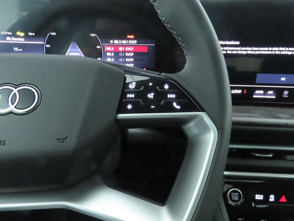 Thumbnail: 2025 Audi Q5 - 13