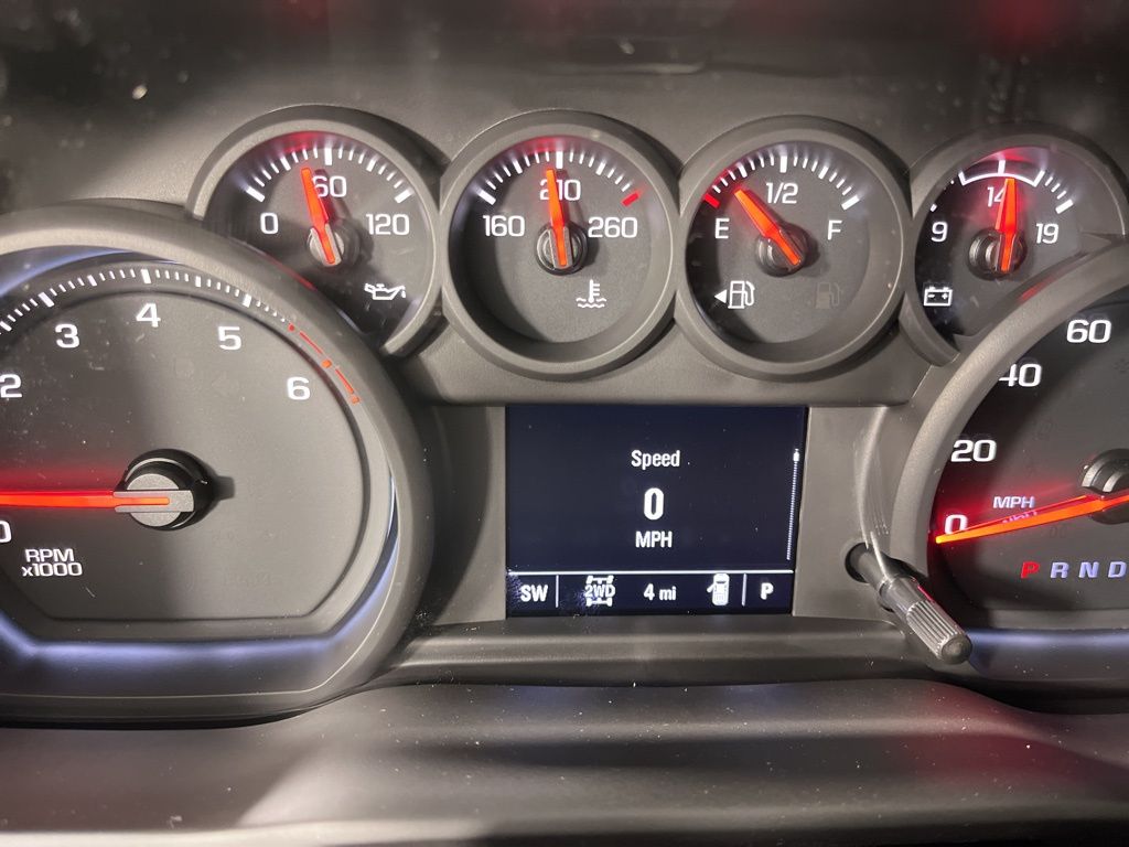 Thumbnail: 2026 Chevrolet Silverado 2500 - 32