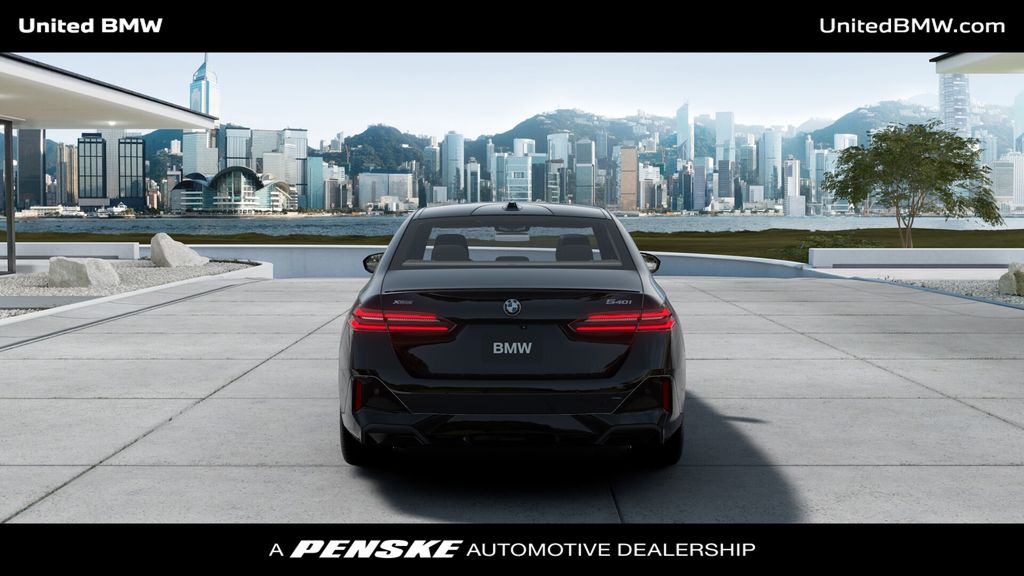 Thumbnail: 2026 BMW 5 Series - 5