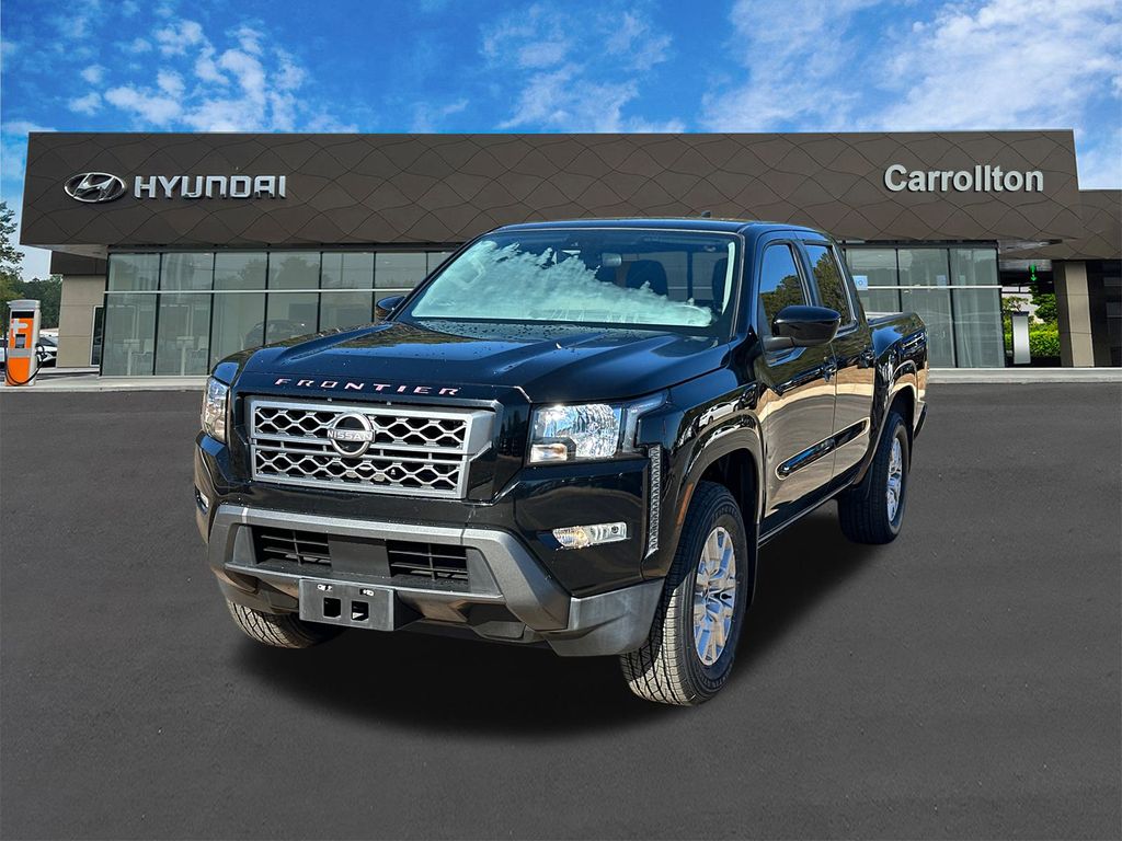 2022 Nissan Frontier SV's photo