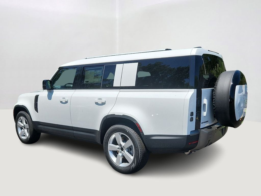 Thumbnail: 2026 Land Rover Defender - 4