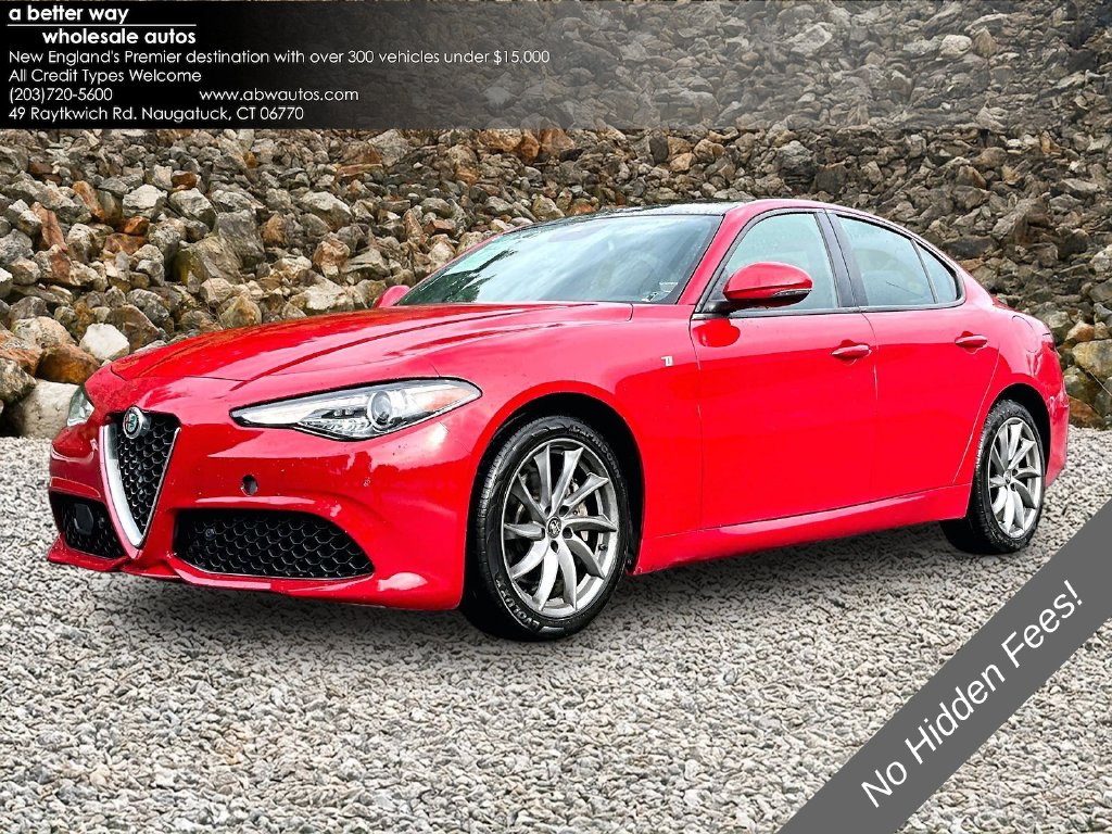 Alfa Rosso 2022 Alfa Romeo Giulia Sedan All-Wheel Drive 8-Speed Automatic