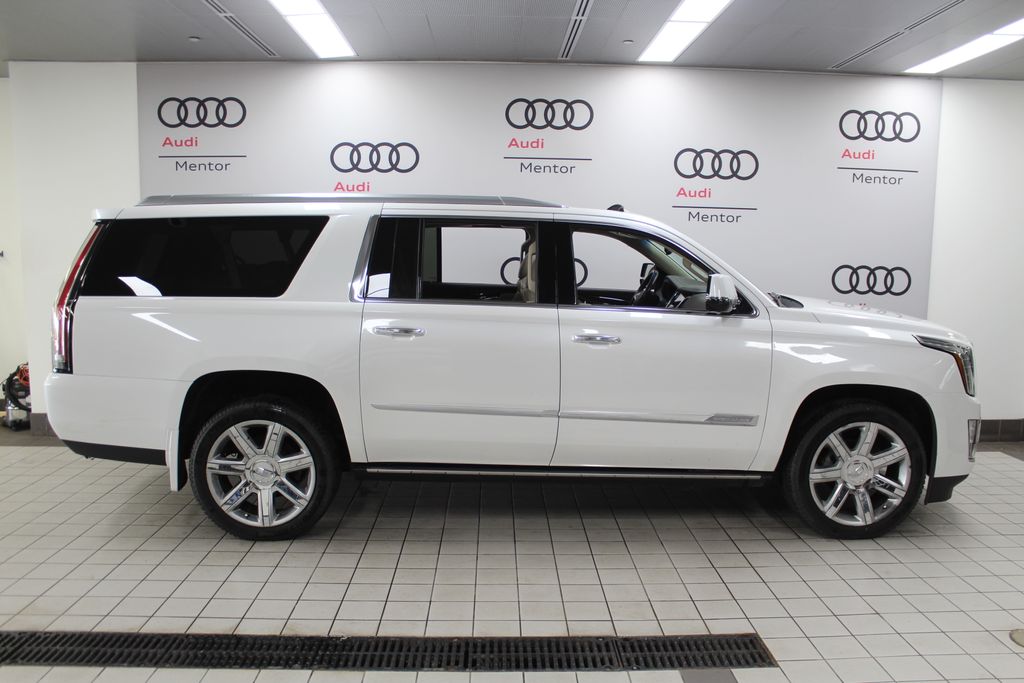 2016 Cadillac Escalade ESV Premium 7
