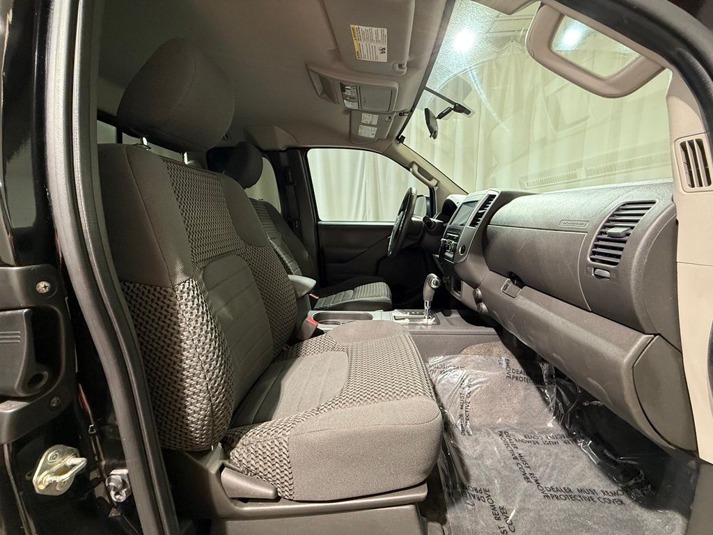 Thumbnail: 2016 Nissan Frontier - 19