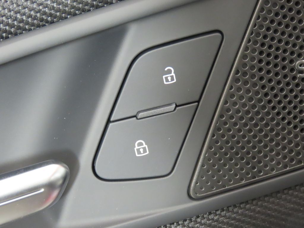 Thumbnail: 2026 Audi Q3 - 30
