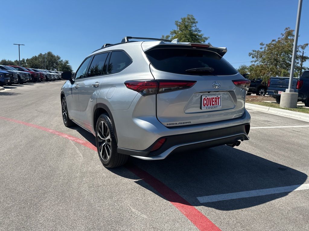Used Car 2021 Toyota Highlander  Xse For Sale Under $40,000 In Austin, Texas