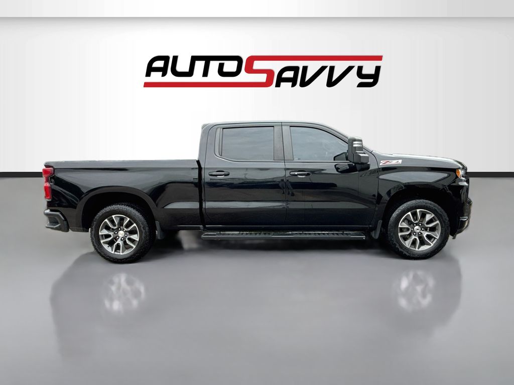 Used 2022 Black Chevrolet RST image 8