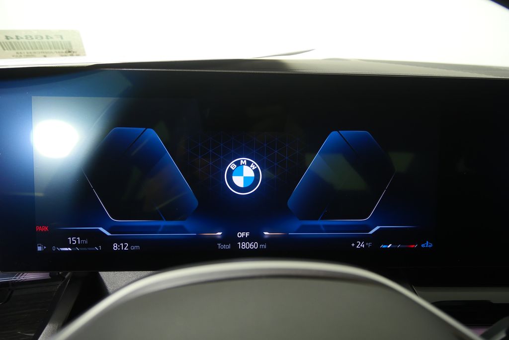 Thumbnail: 2024 BMW 5 Series - 24