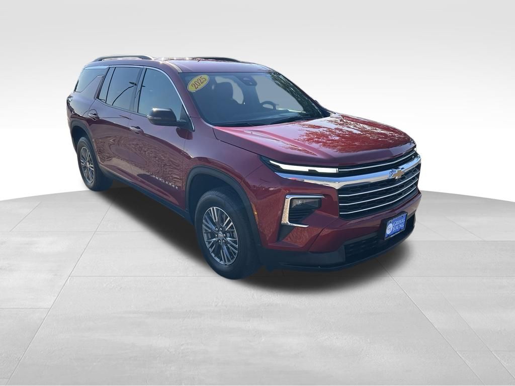 Used 2025 Chevrolet Traverse SUV