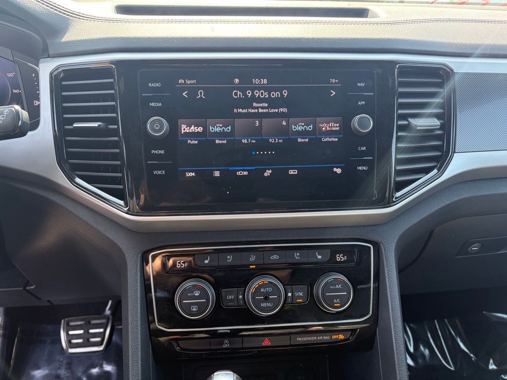 2023 Volkswagen Atlas Cross Sport 3.6L V6 SEL Premium R-Line