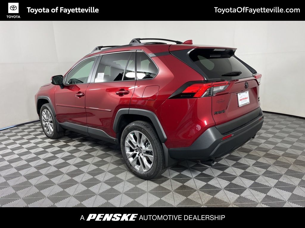 2025 Toyota RAV4 XLE Premium 3
