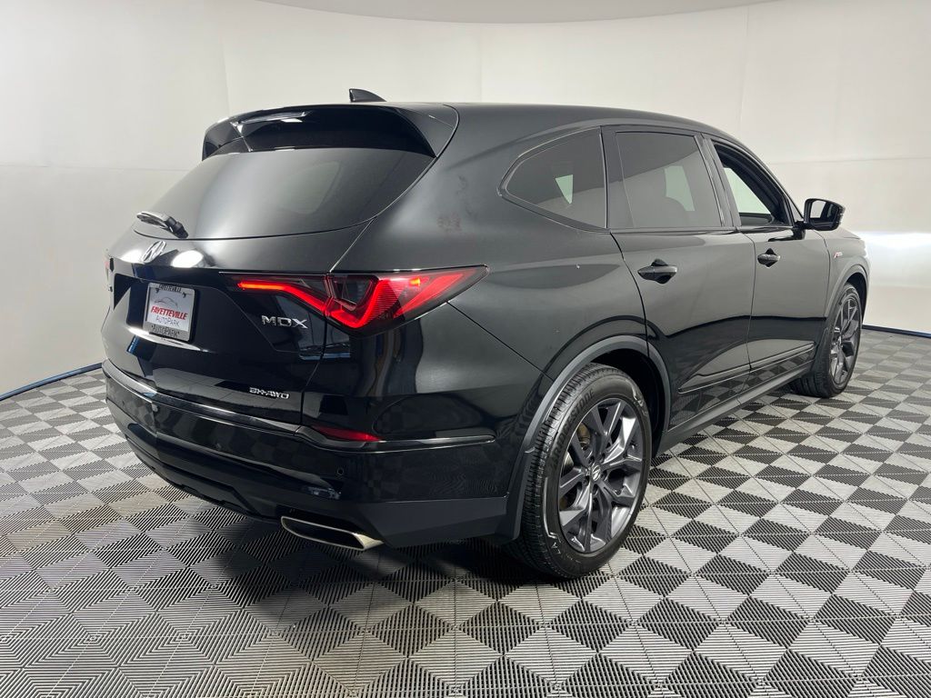 Thumbnail: 2023 Acura MDX - 16
