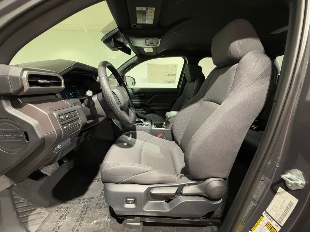 2025 Toyota Tacoma SR5 12