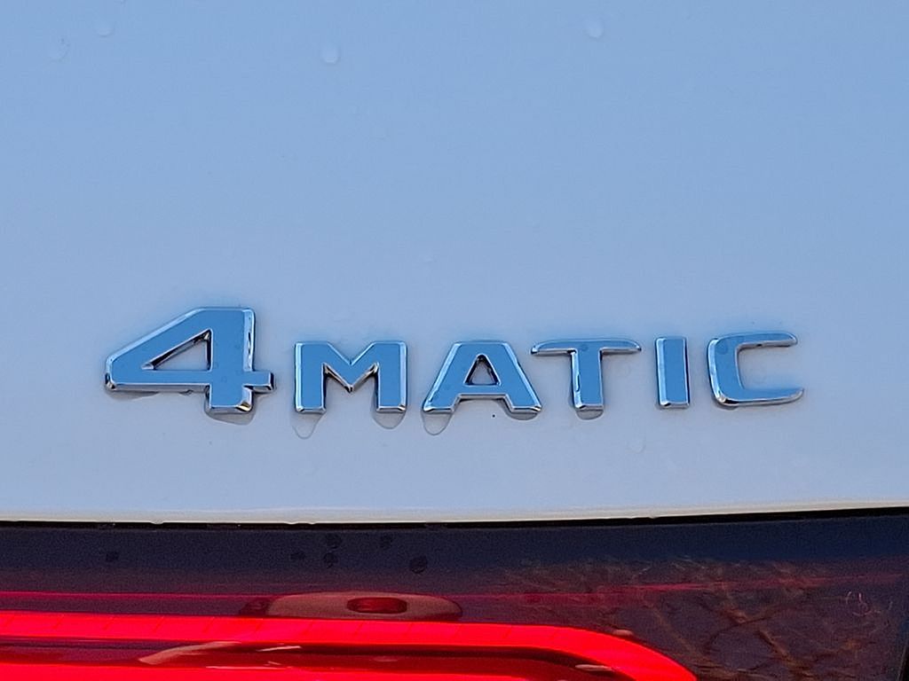 Thumbnail: 2025 Mercedes-Benz GLC - 21