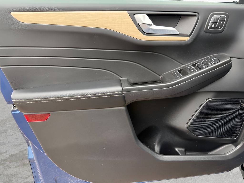 2022 Ford Escape Hybrid
