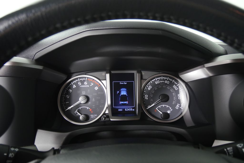 Thumbnail: 2022 Toyota Tacoma - 20