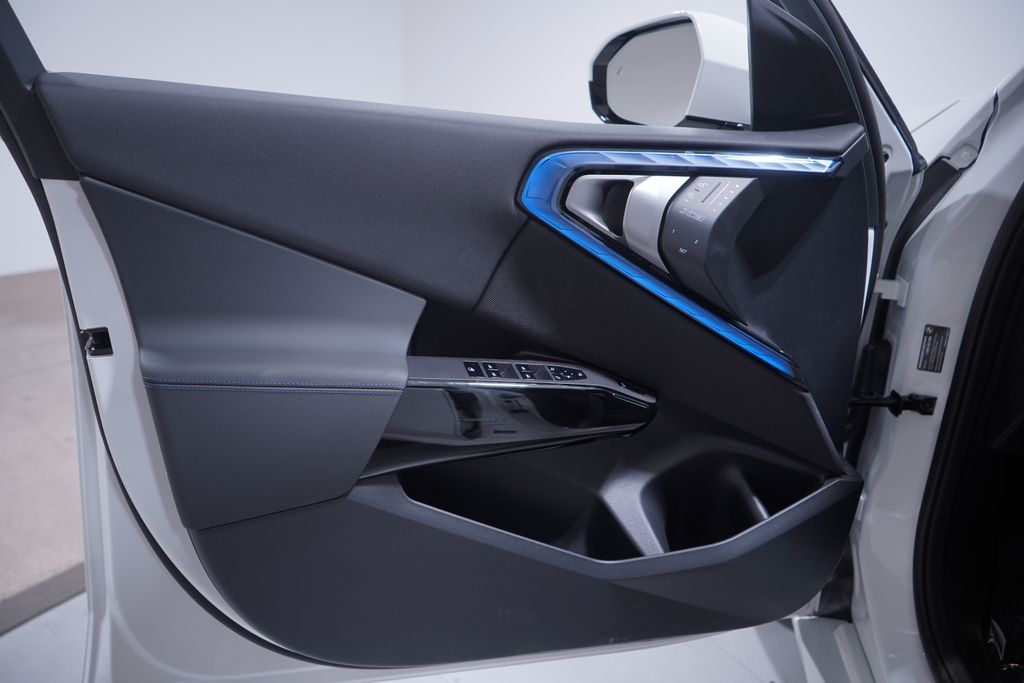 Thumbnail: 2026 BMW X3 - 10