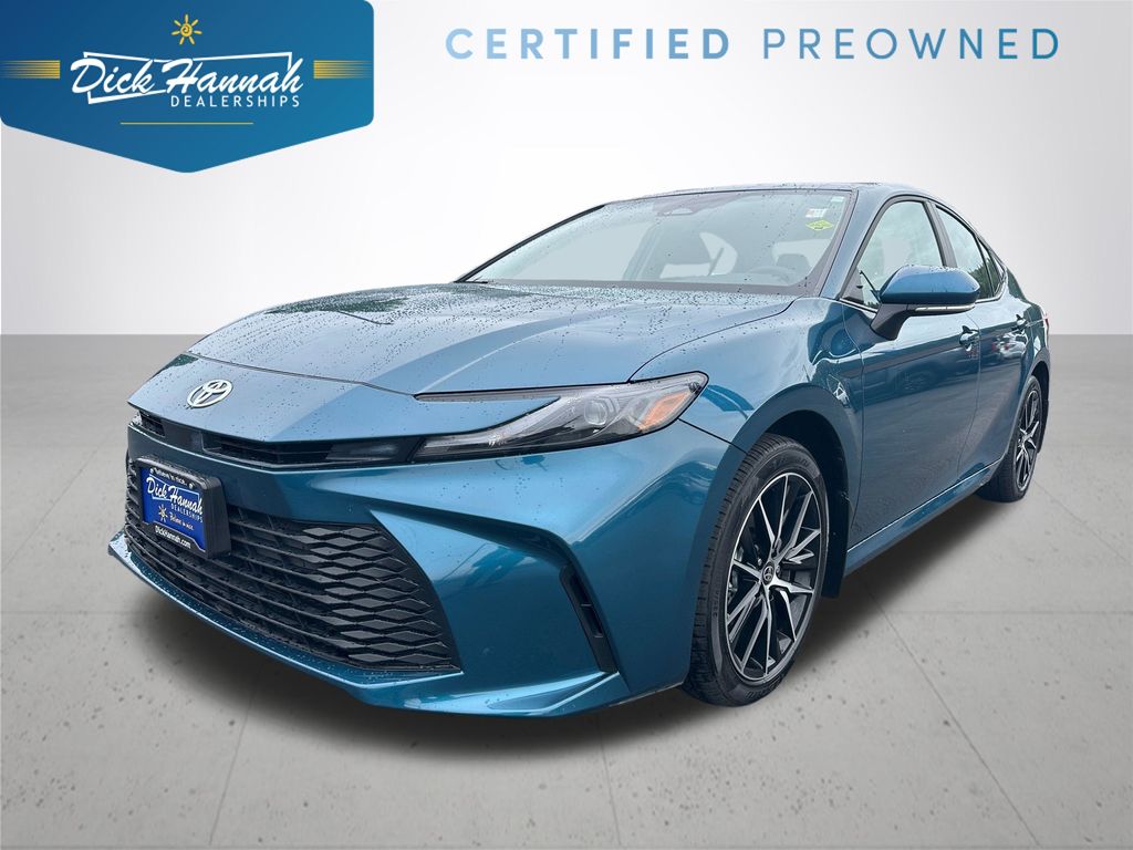 2025 Toyota Camry LE AWD Hybrid's photo