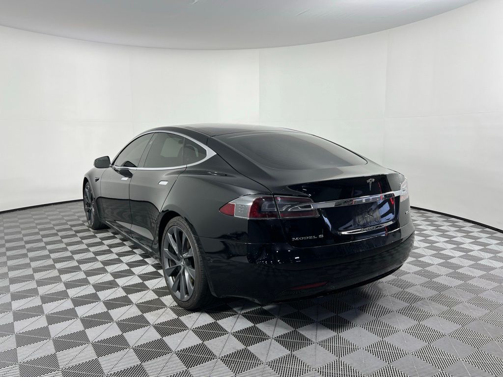 Thumbnail: 2019 Tesla Model S - 6