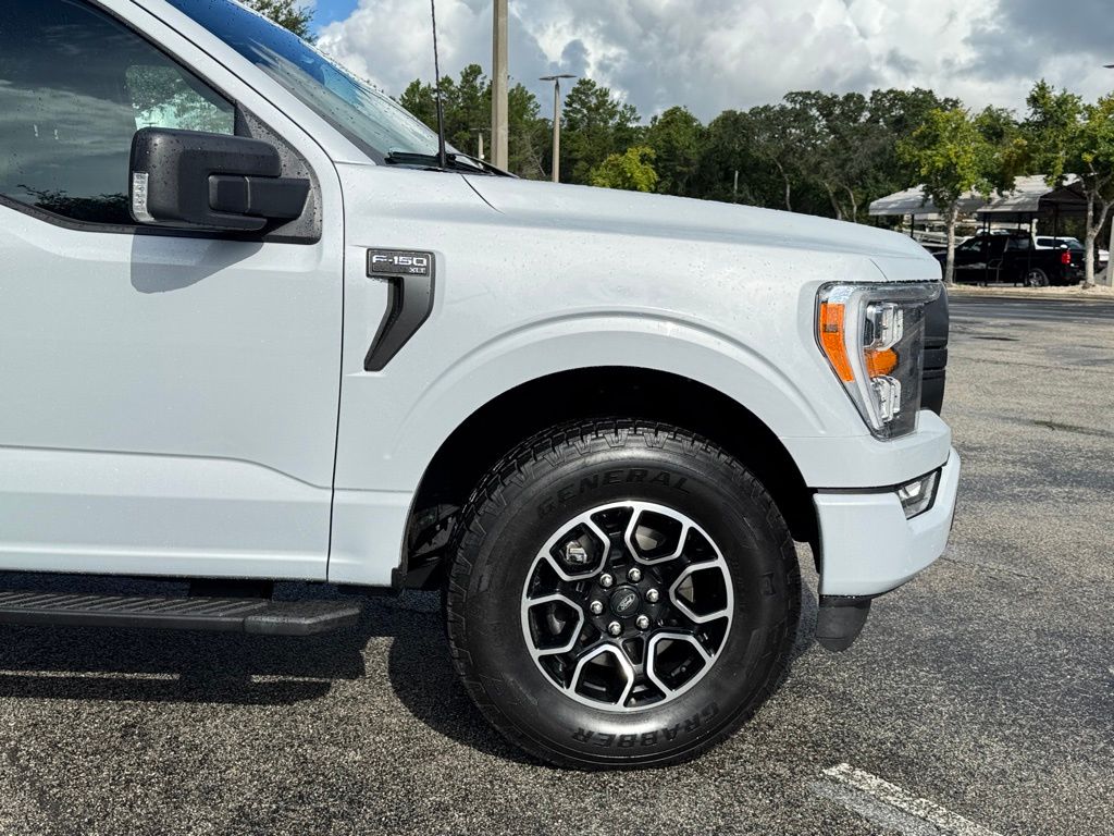 2022 Ford F-150 XLT photo 11