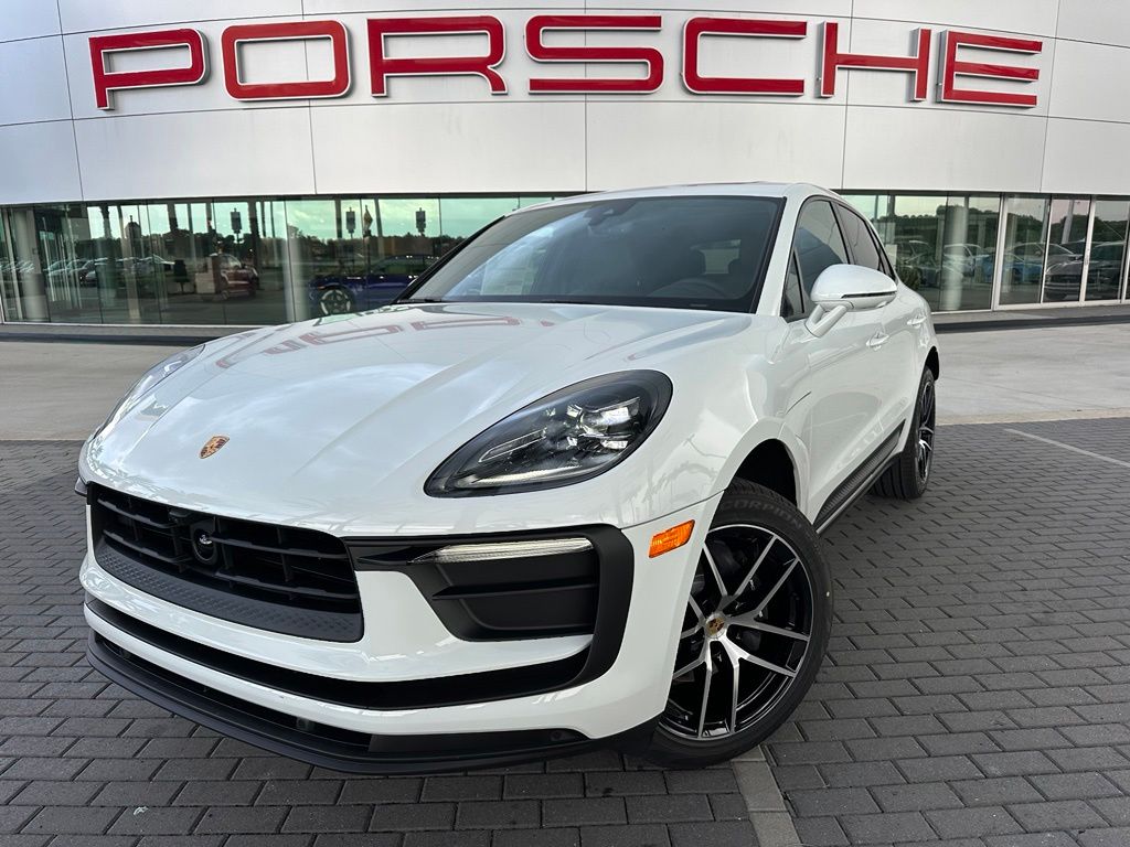 Thumbnail: 2026 Porsche Macan - 1