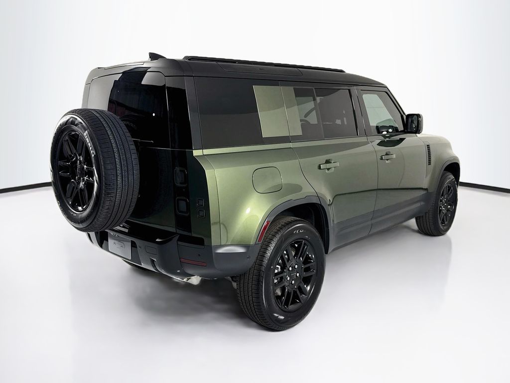 Thumbnail: 2026 Land Rover Defender - 5