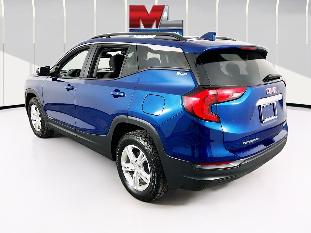 View vehicle photo 7