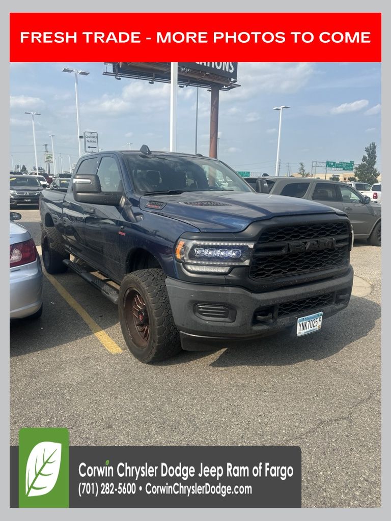 2023 RAM 3500 Tradesman Crew Cab 4WD