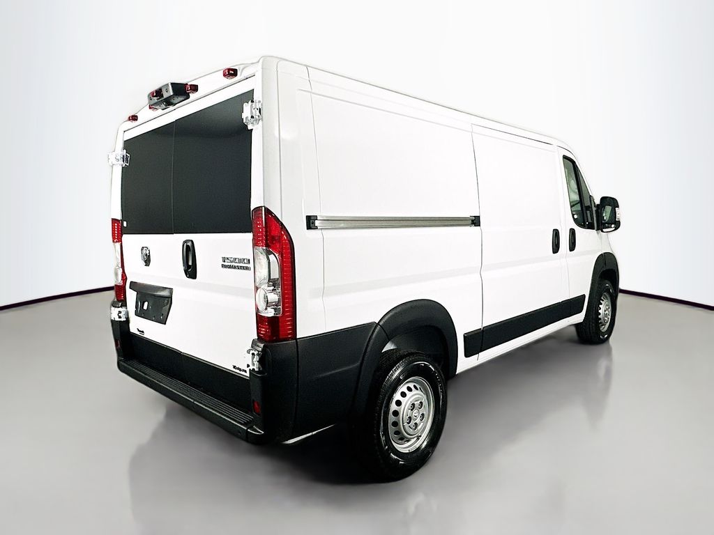 New 2026 White Ram Low Roof 136 WB image 7