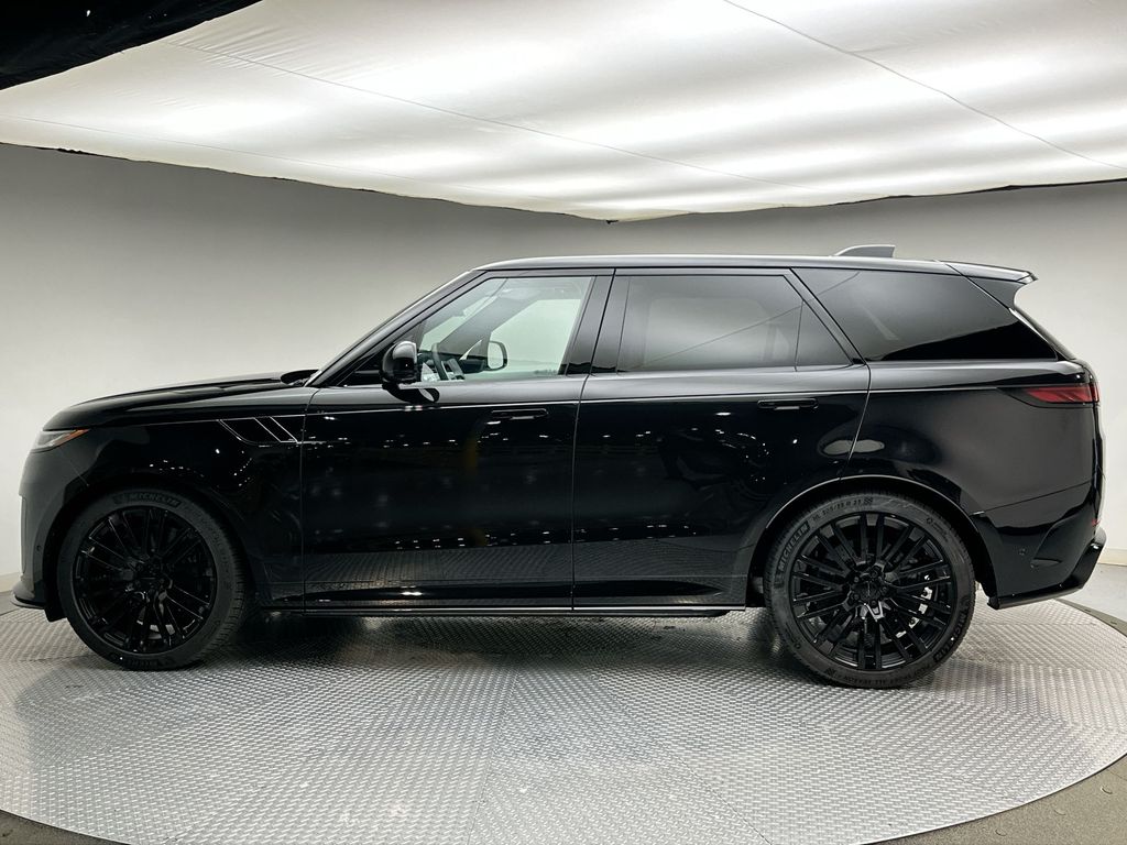 Thumbnail: 2026 Land Rover Range Rover Sport - 10