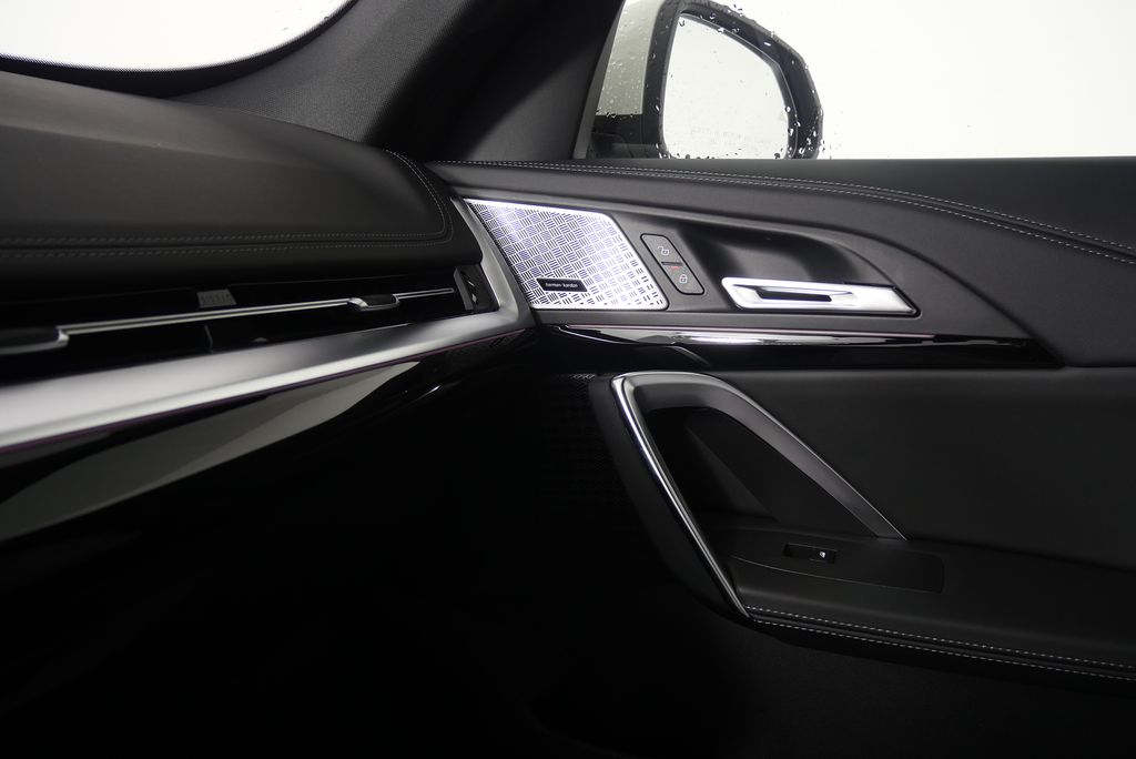 2025 BMW X1 xDrive28i 25