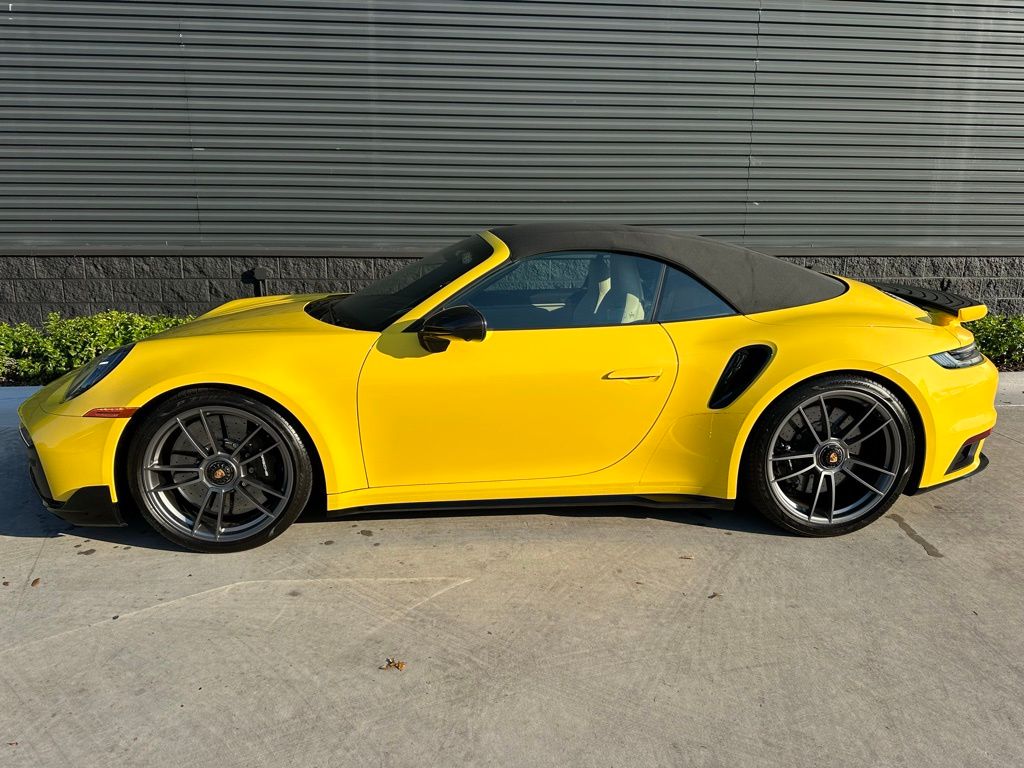 2023 Porsche 911 Turbo S 2