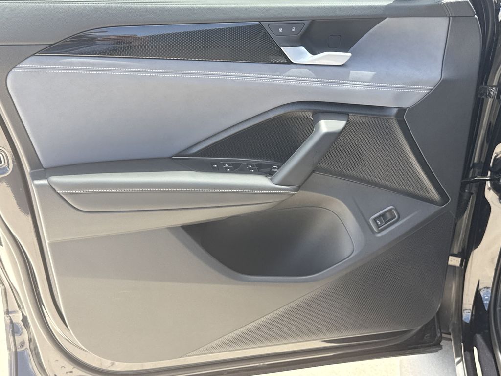 2026 Volkswagen Tiguan 2.0T SE Black at DeMontrond Auto Country