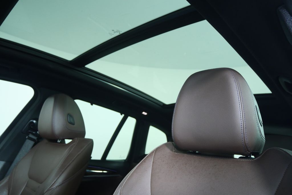 Thumbnail: 2022 BMW X3 - 12