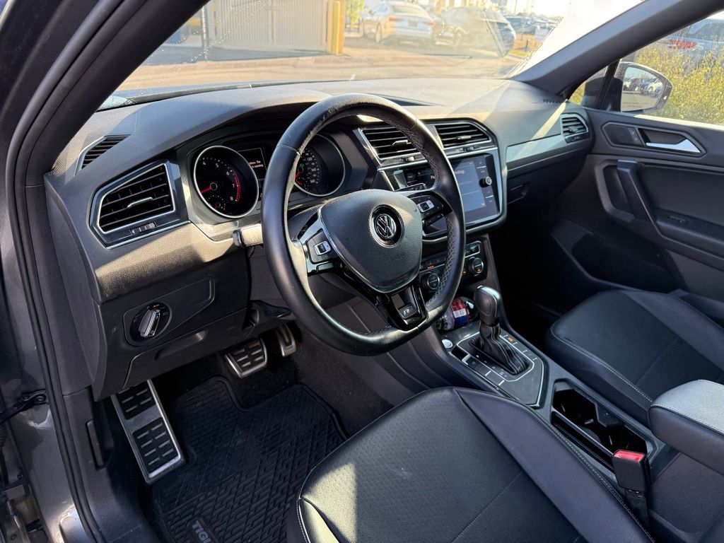 Thumbnail: 2021 Volkswagen Tiguan - 7