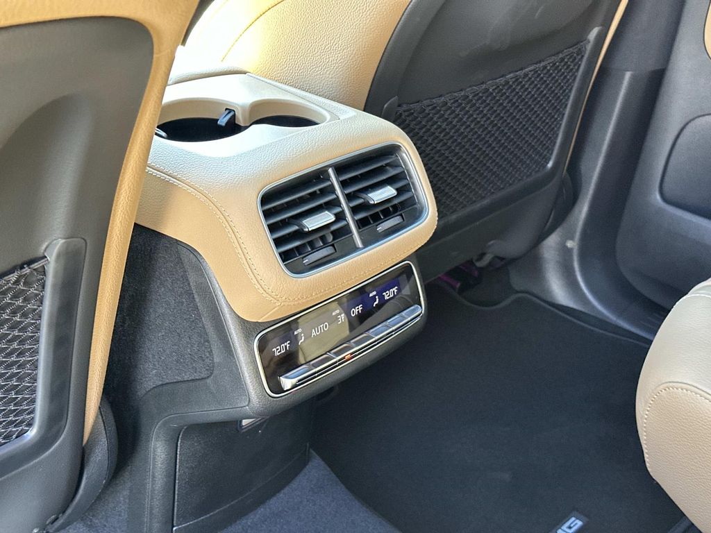 Thumbnail: 2026 Mercedes-Benz GLS - 20