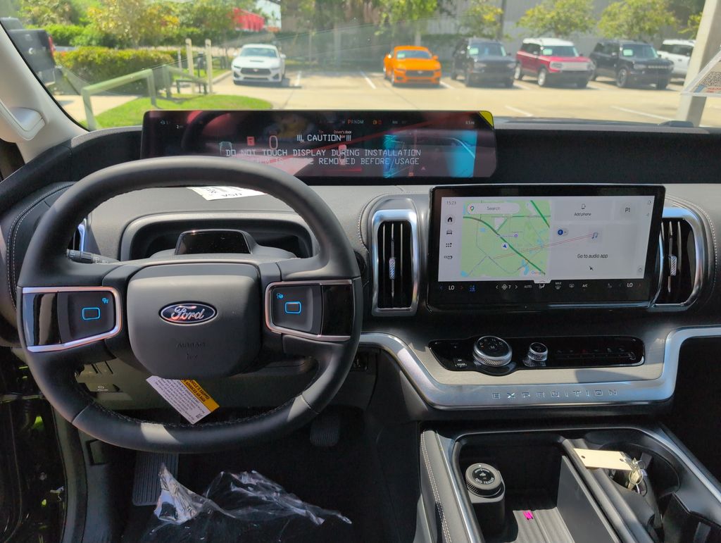 New 2026 Black Ford Platinum image 22