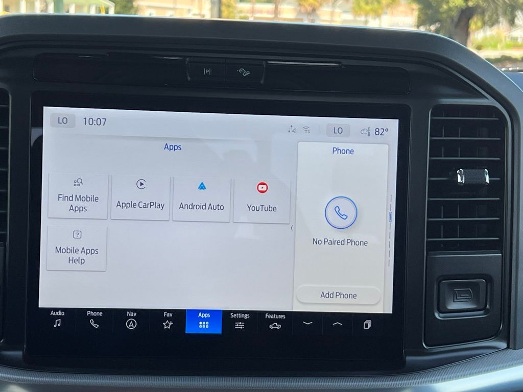 2025 Ford F-150 Lariat White at Davis Toyota of Orangeburg